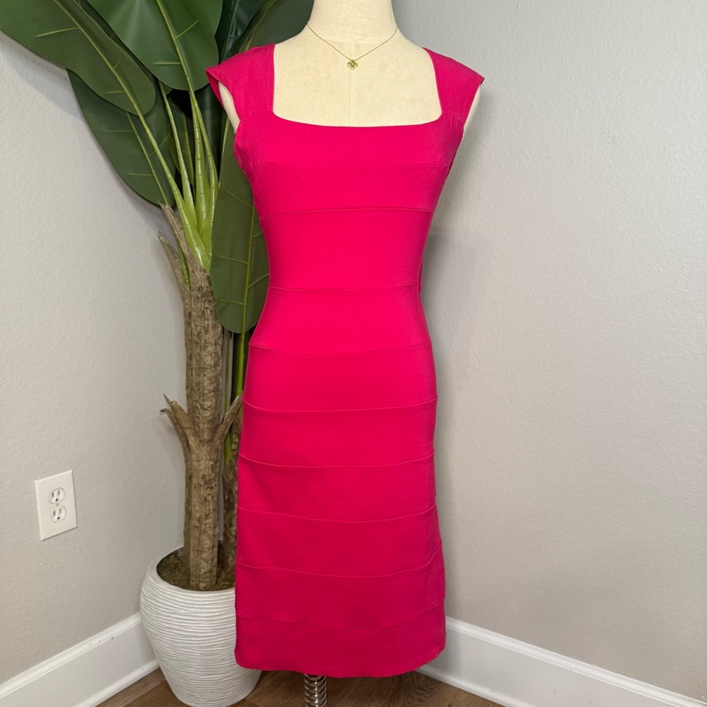 Guess by Marciano Hot Pink Bodycon Dress Small | Work to Date Nights
